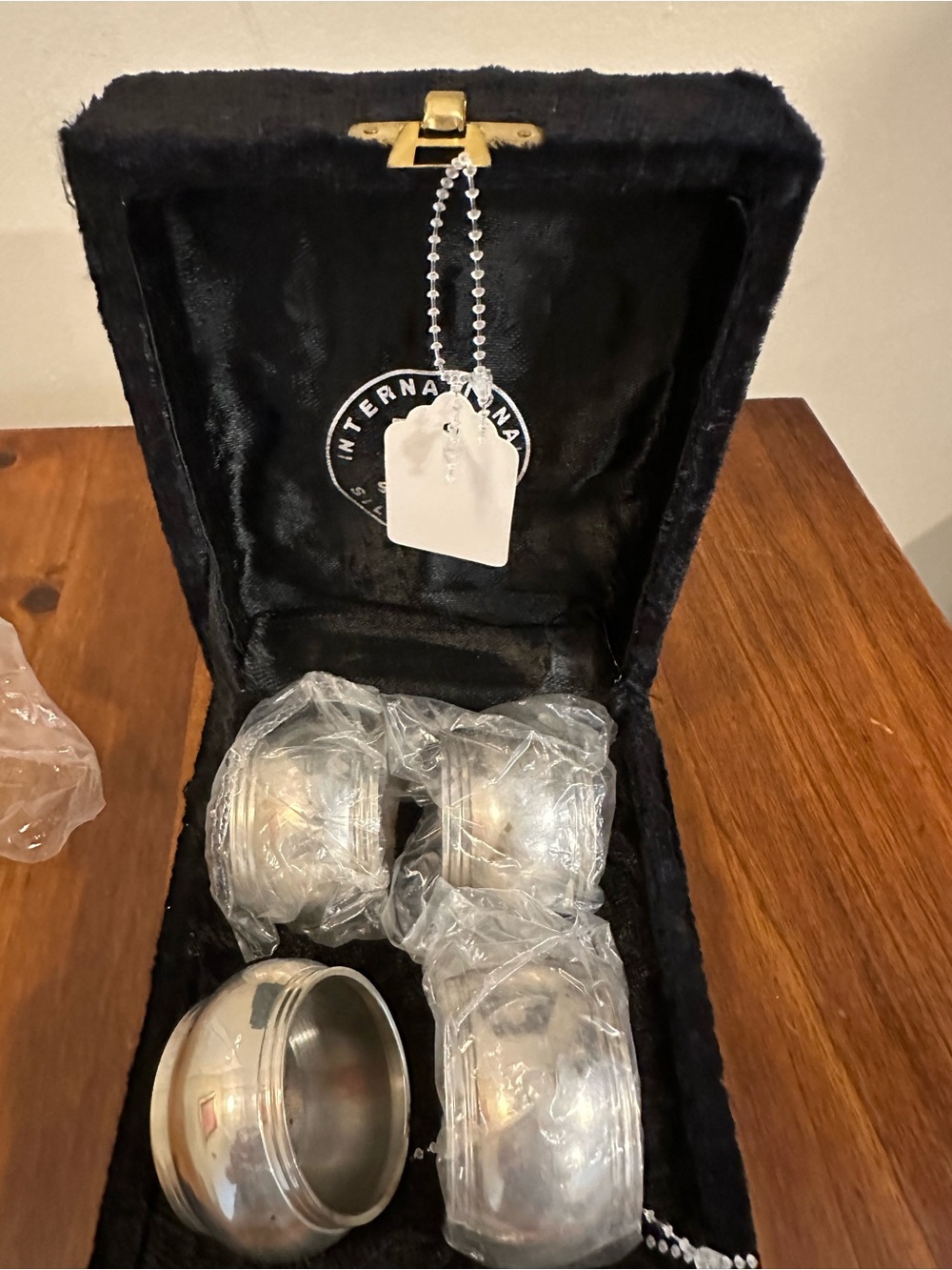 26 International Silver Plated Napkin Rings - Set of 4 in Silver